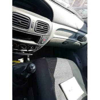 renault megane i fase 2 berlina (ba0) del año 2001