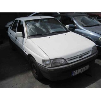 FORD ESCORT BERLINA