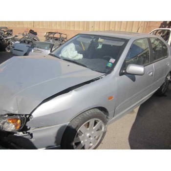 nissan primera berlina (p11) del año 1999