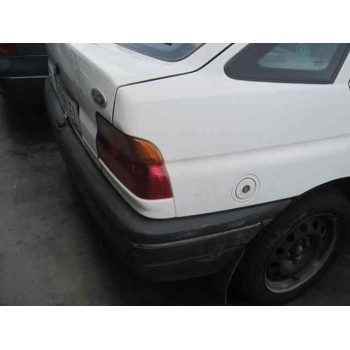 ford escort berlina del año 1992