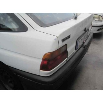 ford escort berlina del año 1992