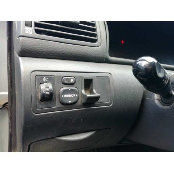 toyota corolla (e12) del año 2003