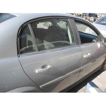 opel vectra c berlina del año 2002