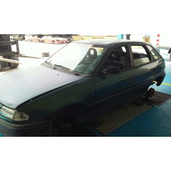 opel astra f berlina del año 1995