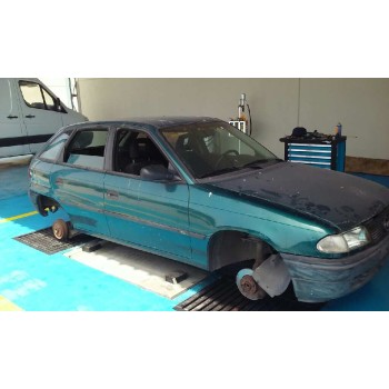 opel astra f berlina del año 1995