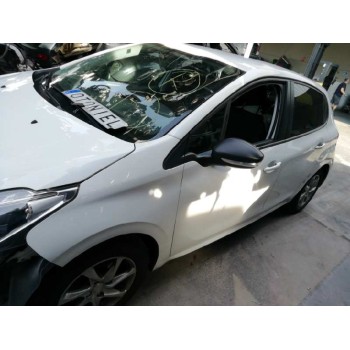 peugeot 208 del año 2015