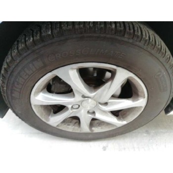 peugeot 208 del año 2015