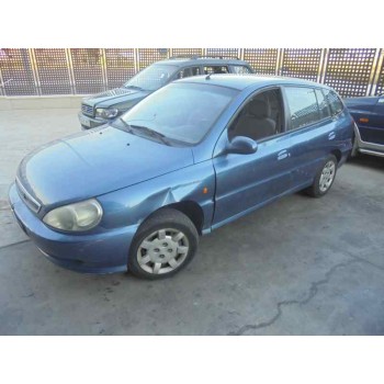 kia rio del año 2001
