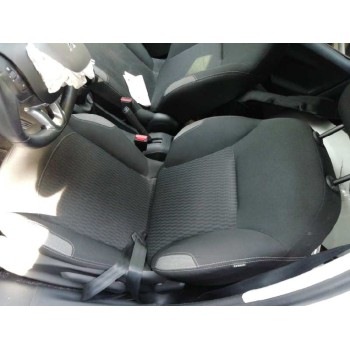 peugeot 208 del año 2015