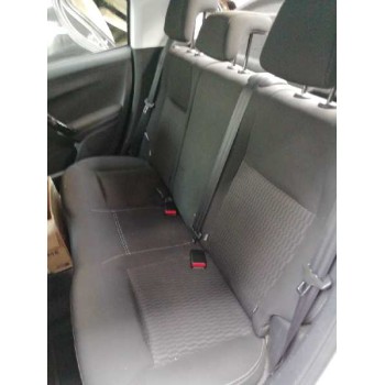 peugeot 208 del año 2015