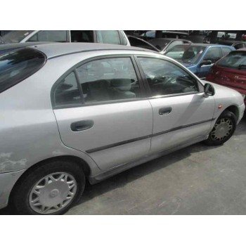 mitsubishi carisma berlina 4 (da0) del año 1999