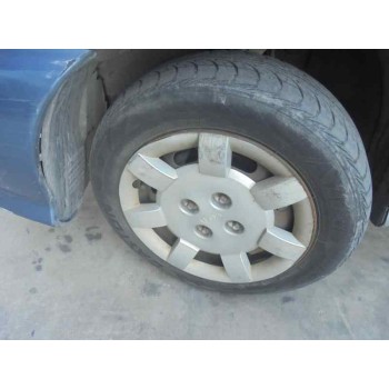 kia rio del año 2001