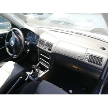 volkswagen golf iv berlina (1j1) del año 2002