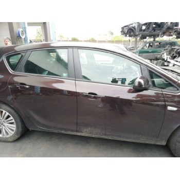 opel astra j lim. del año 2014