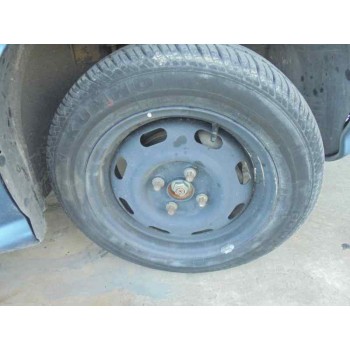 kia rio del año 2001