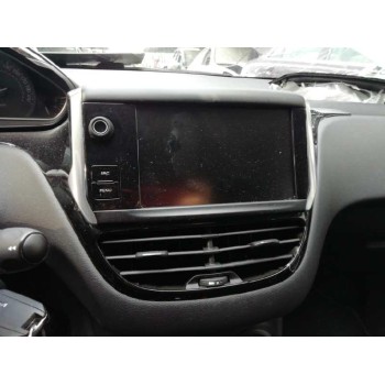 peugeot 208 del año 2015