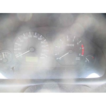 mitsubishi carisma berlina 4 (da0) del año 1999