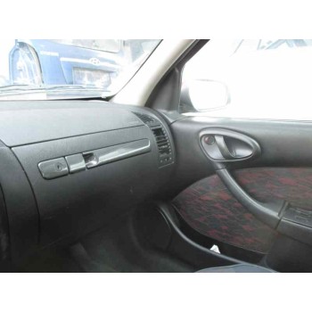 citroën xsara berlina del año 2001