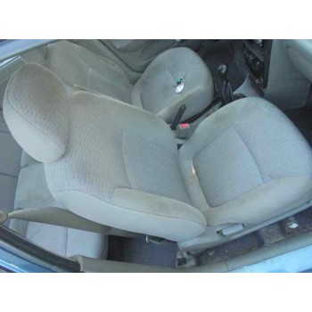 kia rio del año 2001