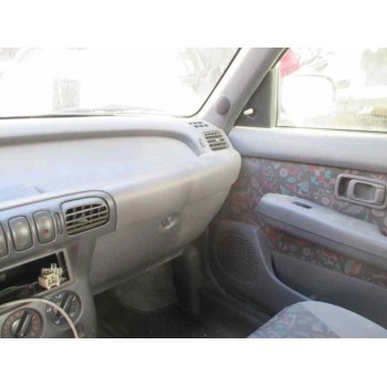 nissan micra (k11) del año 1997