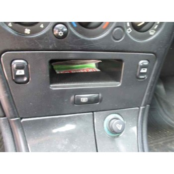 citroën xsara berlina del año 2001