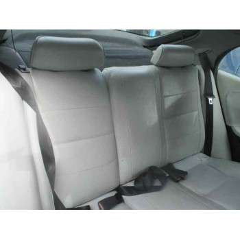 mitsubishi carisma berlina 4 (da0) del año 1999