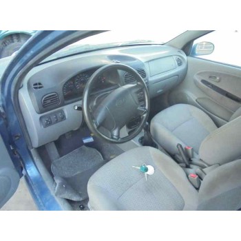 kia rio del año 2001