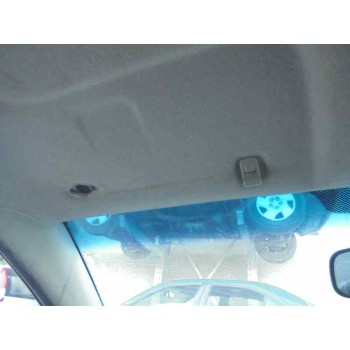 kia rio del año 2001