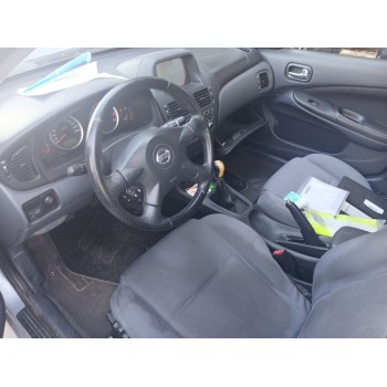 nissan almera ii hatchback (n16) del año 2004