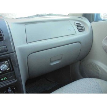 kia rio del año 2001