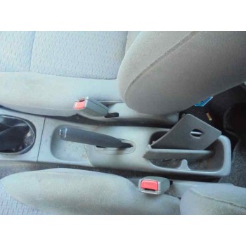 kia rio del año 2001