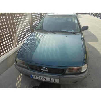 opel astra f berlina del año 1995