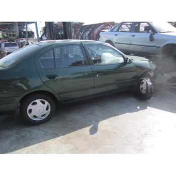 nissan primera berlina (p11) del año 1996