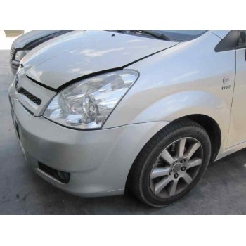 toyota corolla verso (r1) del año 2004