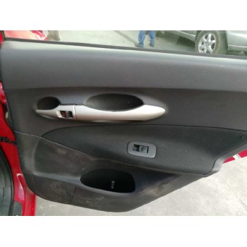 toyota auris del año 2007