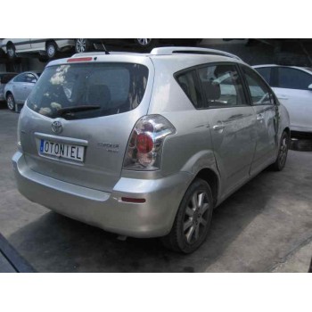 toyota corolla verso (r1) del año 2004