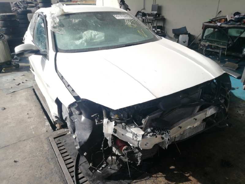 BMW SERIE 1 LIM. (F40)