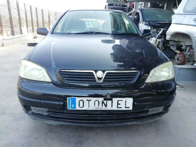 opel astra g berlina del año 2001