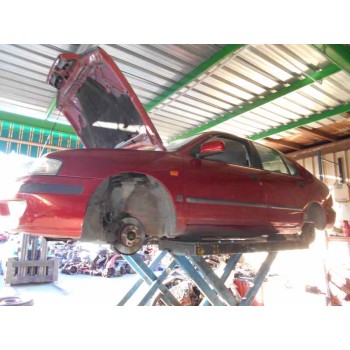 nissan primera berlina (p11) del año 1997