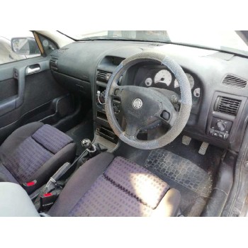 opel astra g berlina del año 2001