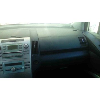 toyota corolla verso (r1) del año 2004