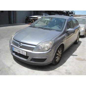 opel astra h berlina del año 2004