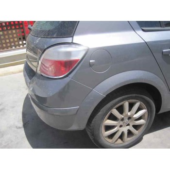 opel astra h berlina del año 2004