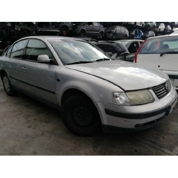 volkswagen passat berlina (3b2) del año 1999