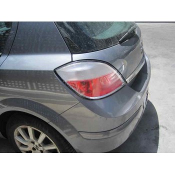 opel astra h berlina del año 2004