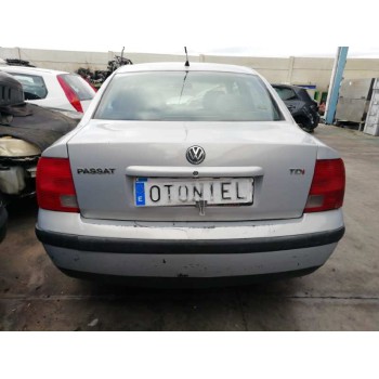 volkswagen passat berlina (3b2) del año 1999