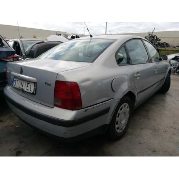 volkswagen passat berlina (3b2) del año 1999