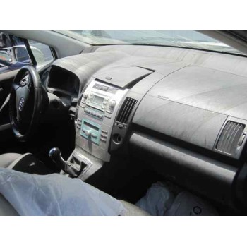 toyota corolla verso (r1) del año 2006