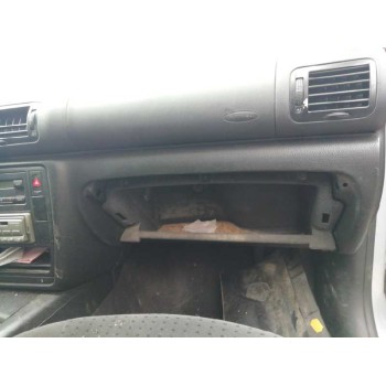 volkswagen passat berlina (3b2) del año 1999