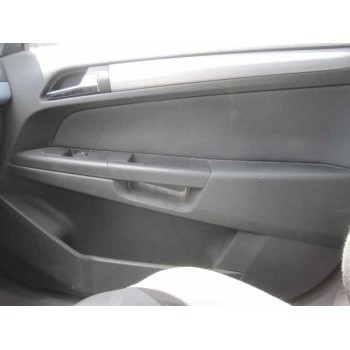 opel astra h berlina del año 2004